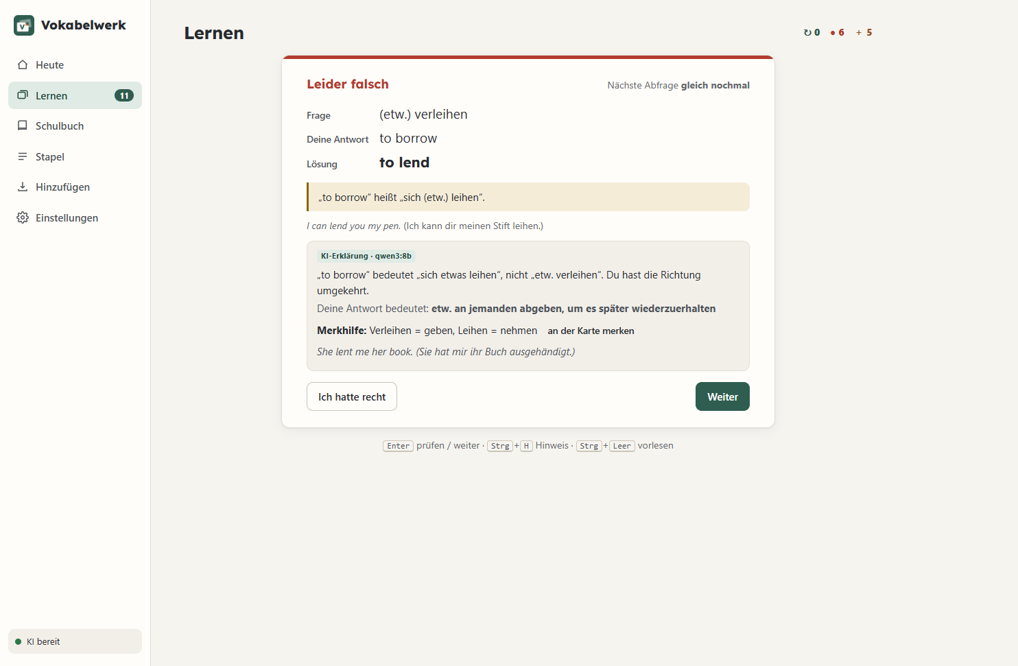 Abfrage in Vokabelwerk: Gefragt ist „(etw.) verleihen“, eingegeben wurde „to borrow“. Das Programm meldet eine Verwechslung, darunter erklärt die KI den Unterschied.